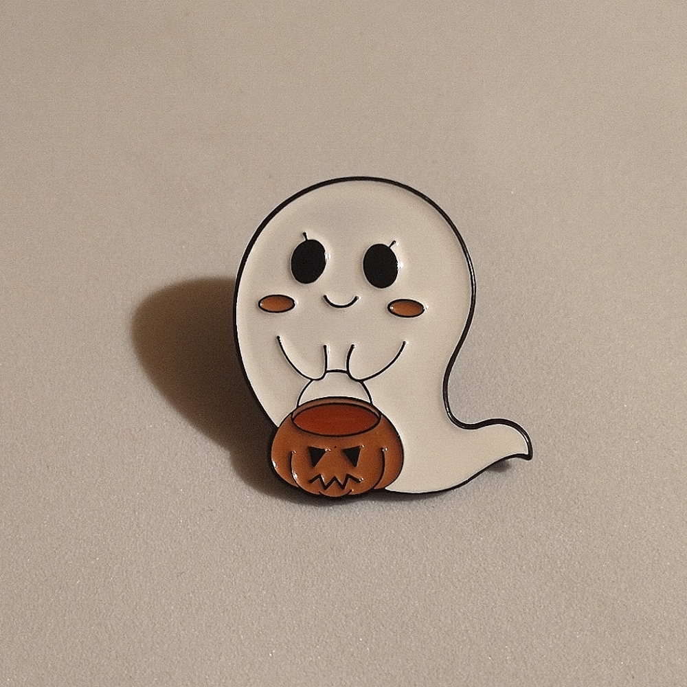 🧁 3/$30 Cutie Blushing Ghost with Jack-O'-Lantern Bucket Enamel Pin NEW